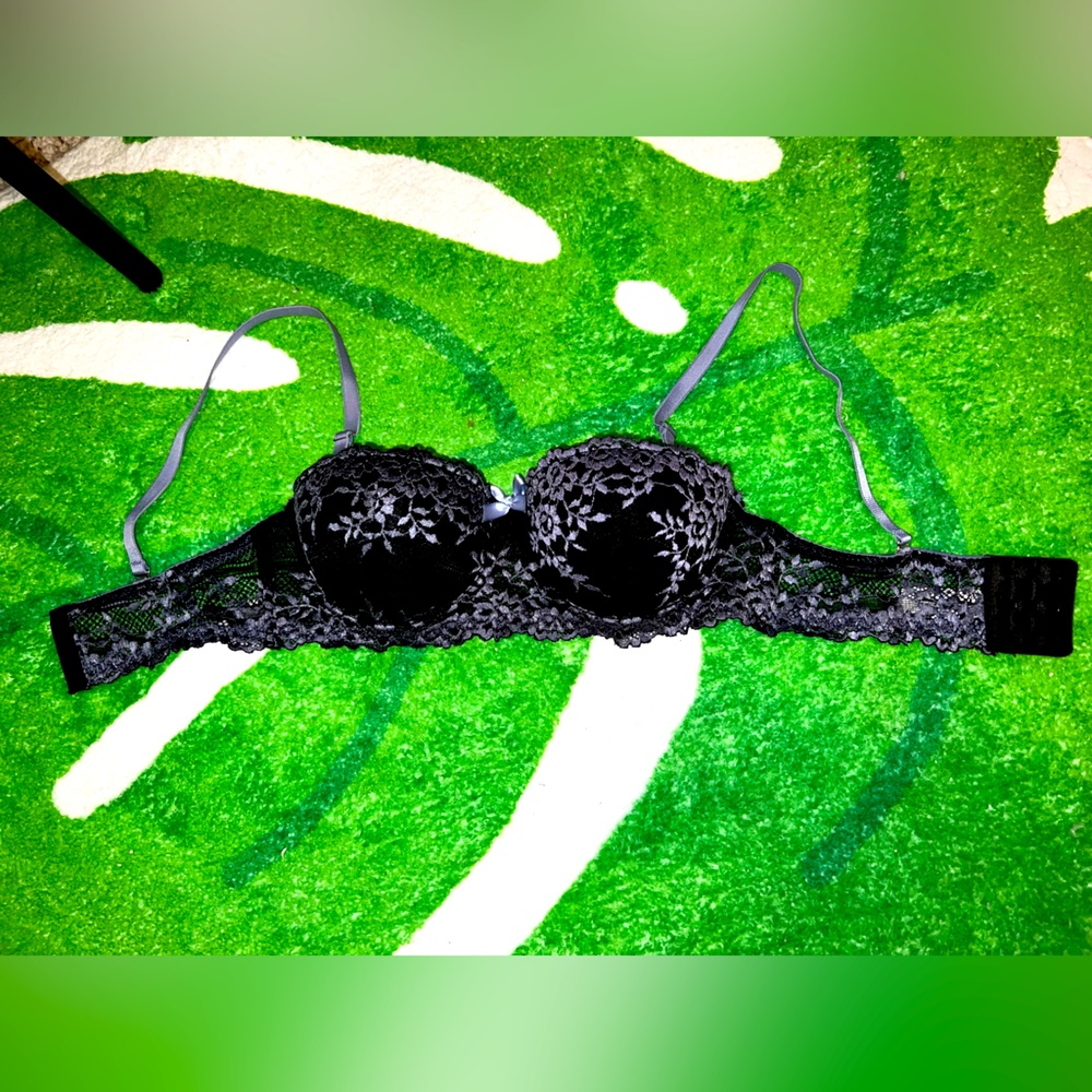 SHEIN Convertible Strapless Bra NWOT
